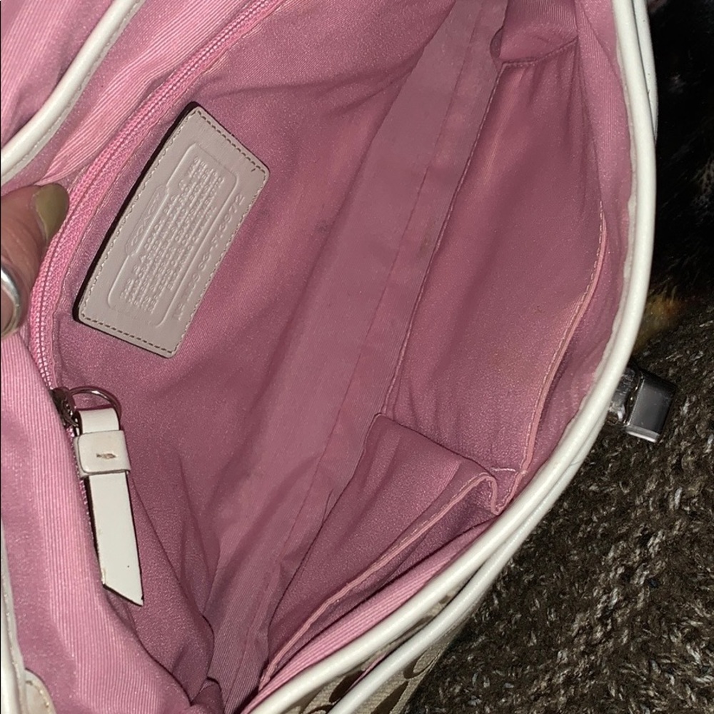 Coach purse (authentic) - Picture 4 of 6